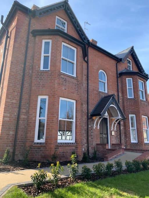 Boutique Luxury Apartment, High St, Henley-In-Arden Exterior photo